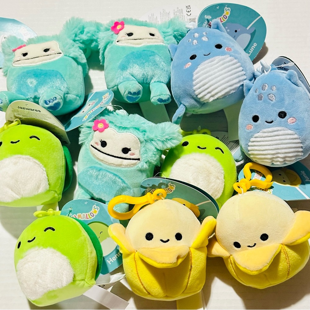 Squishmallows Junie The Yellow Banana - Child's Ultra Soft Stuffed Plush Clip-on - Picture 13 of 13